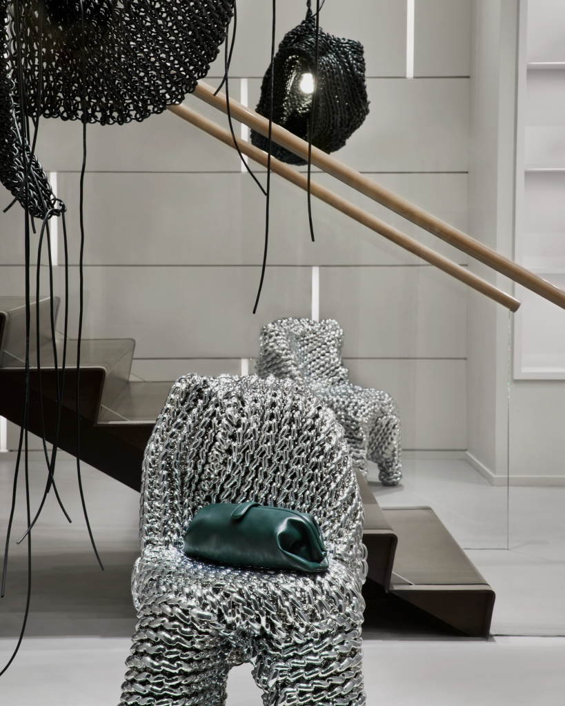 Bottega Veneta Lightful 4x5 (2)