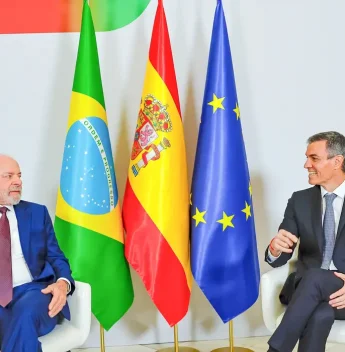 Brasil e Espanha assinam acordos sobre big techs e tecnologia digital