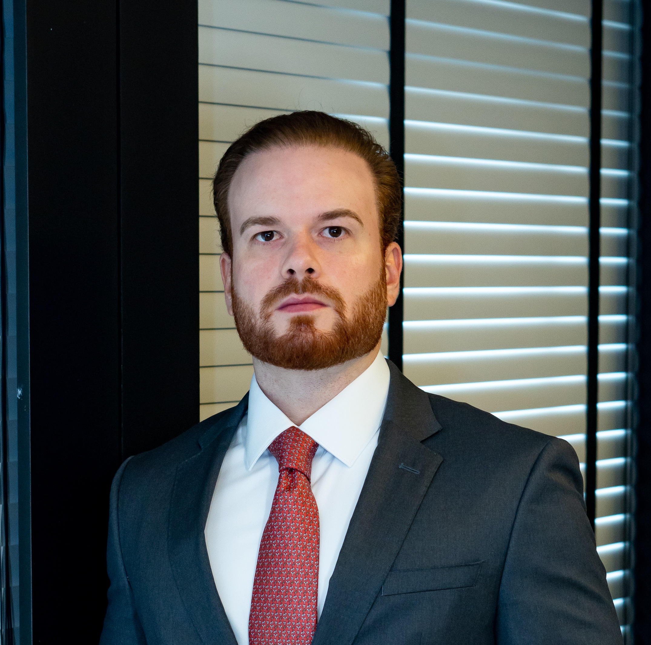 Na disputa por contratos públicos, estratégia jurídica deixa de ser diferencial e passa a definir resultados