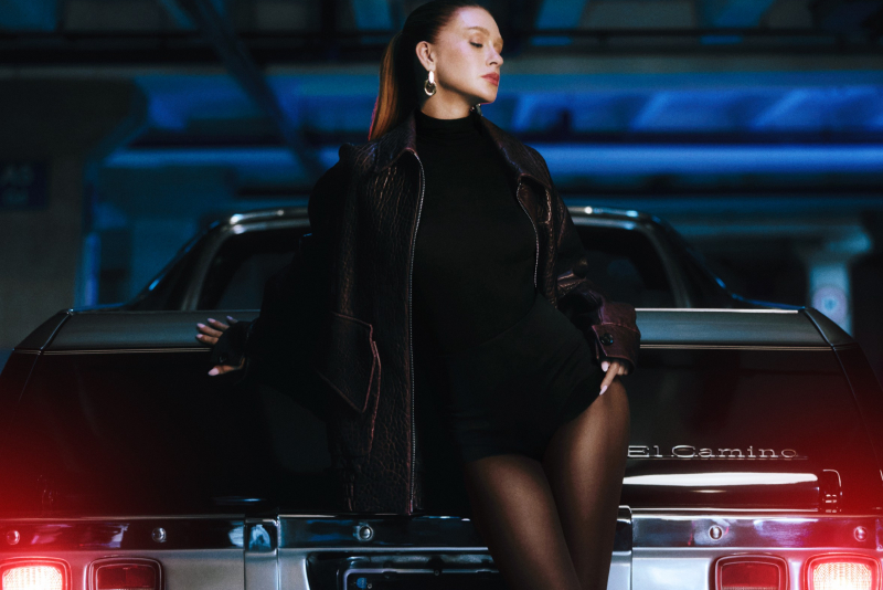 Marina Ruy Barbosa protagoniza campanha da Calzedonia e destaca as Fashion Tights