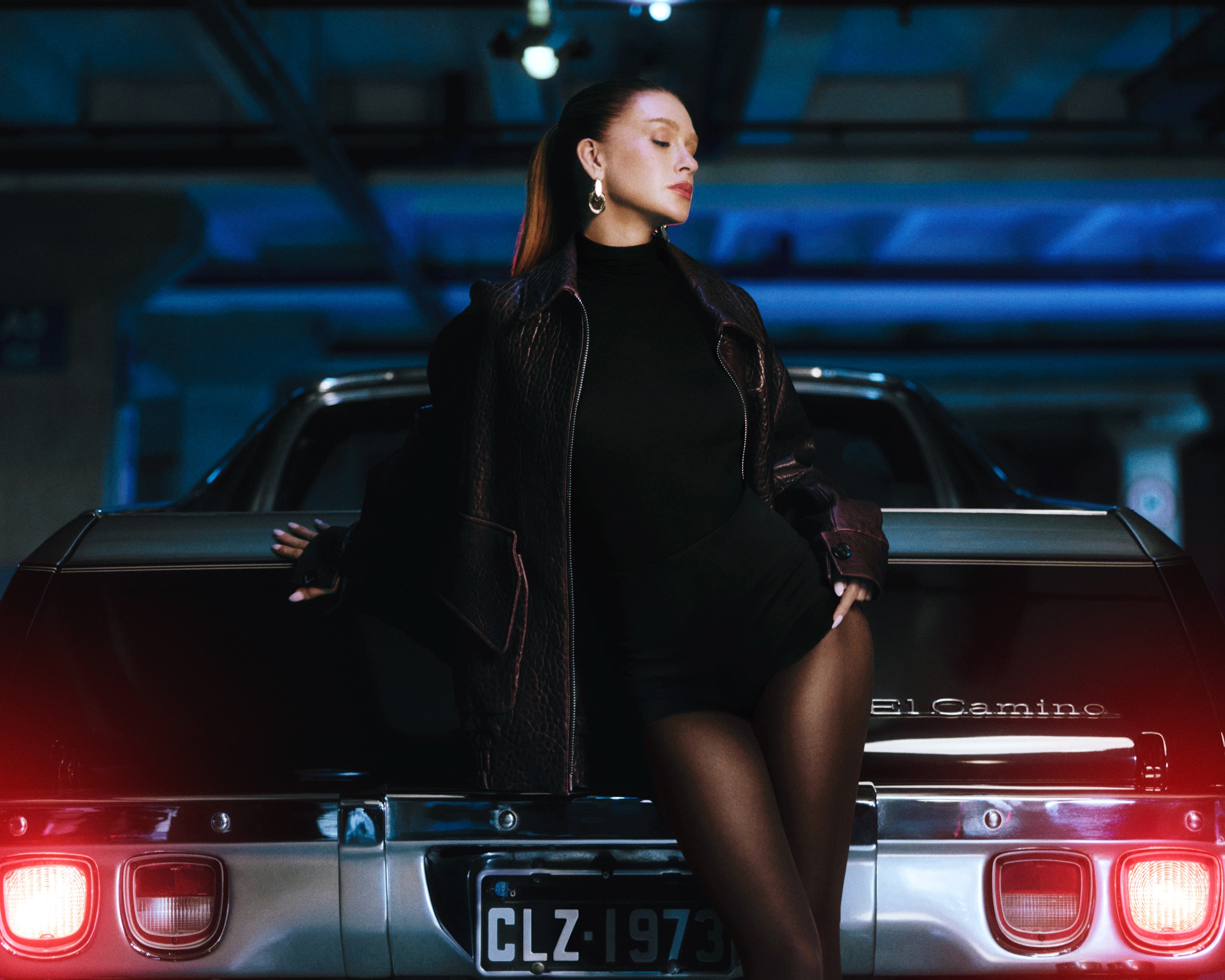 Marina Ruy Barbosa protagoniza campanha da Calzedonia e destaca as Fashion Tights