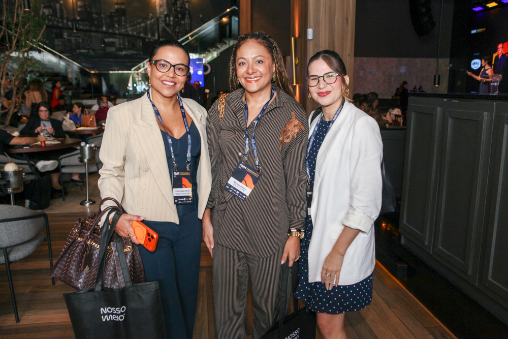 Camila Nascimento, Michele Ribeiro E Marina Rolim (3)