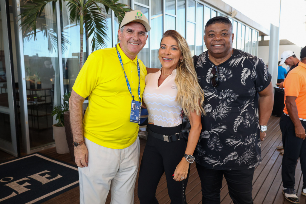 Carlos Favoreto, Amanda Pinheiro, André Gasparette