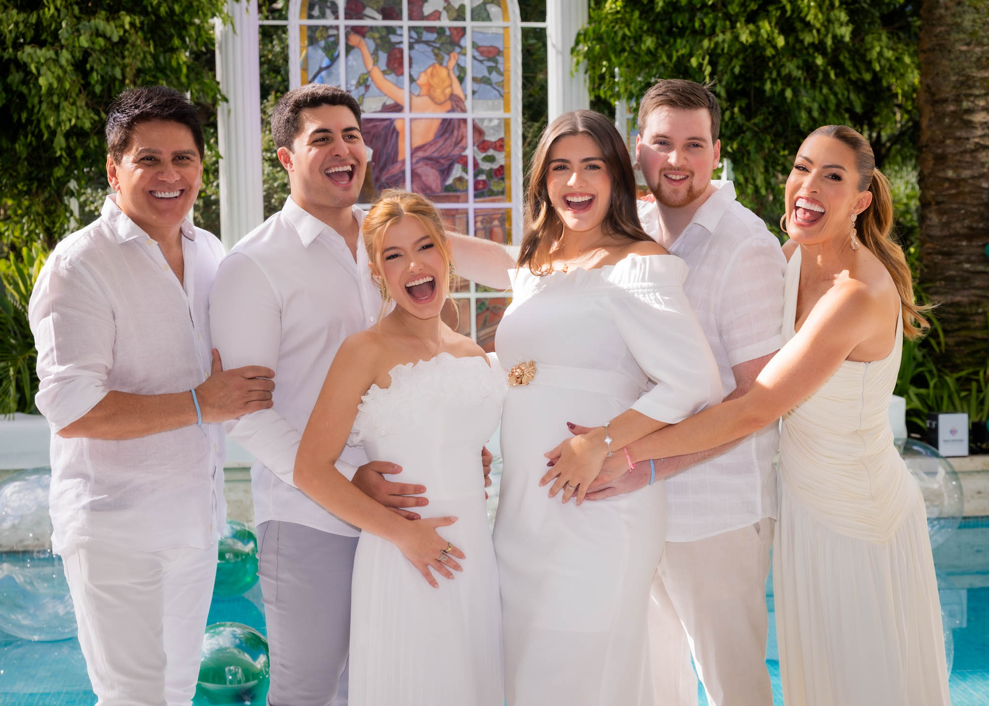 Filho de César Filho, Luigi César e Júlia Vieira anunciam espera de uma menina