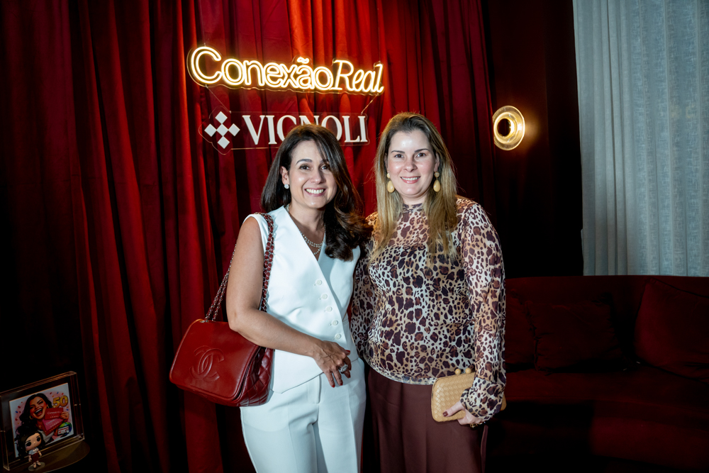 Claudiana E Adriana Loureiro