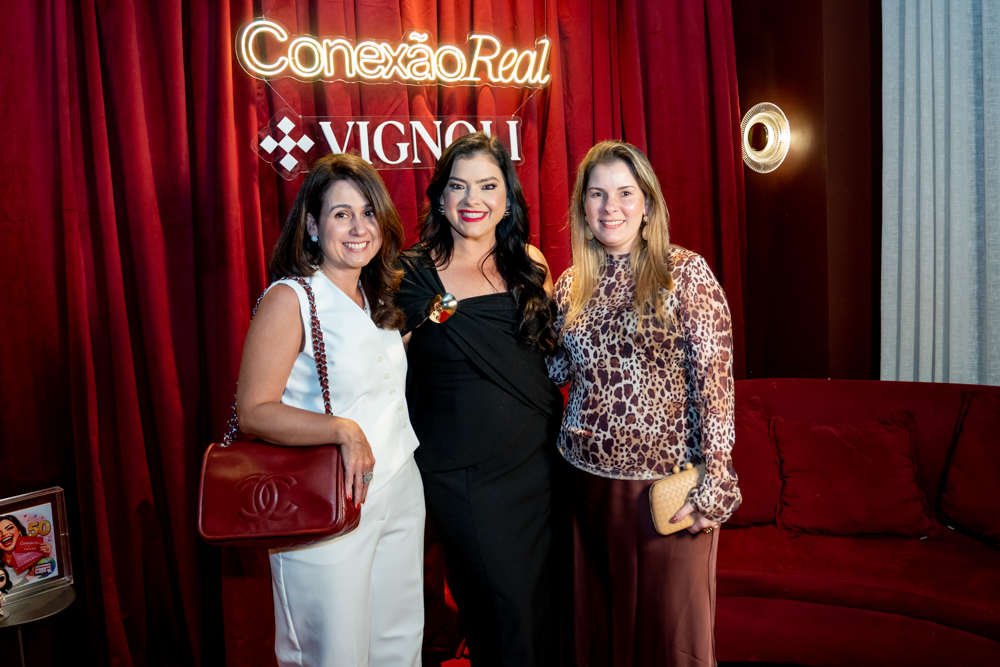 Claudiana Loureiro, Viviane Almada E Adriana Loureiro