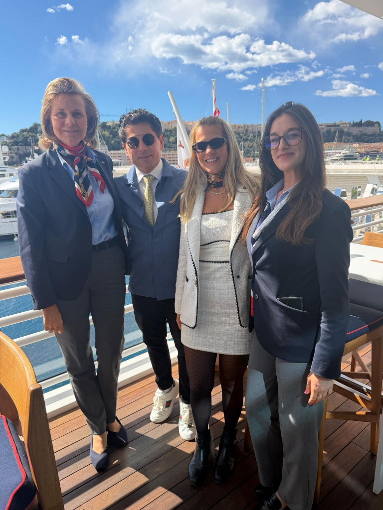 Comitiva Brasileira No Yacht Club De Mônaco