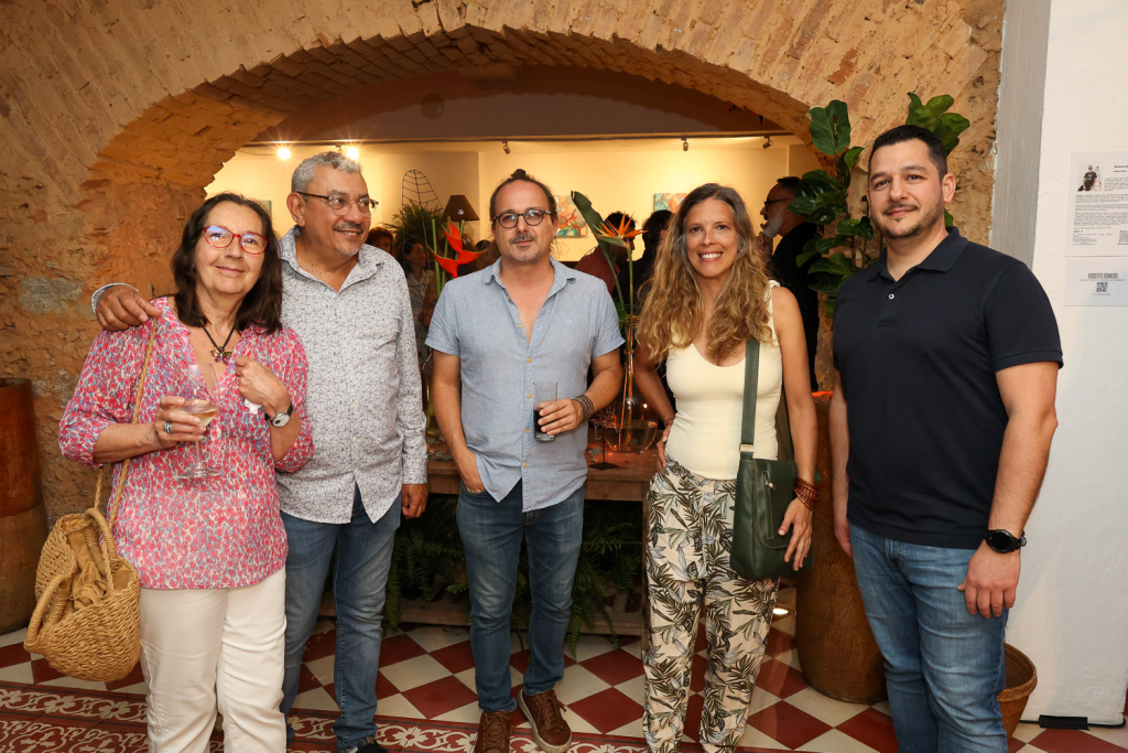 Corinna Reis, Milton Reis, Camila Costa, Guillaume, Florent E Florent Verardi