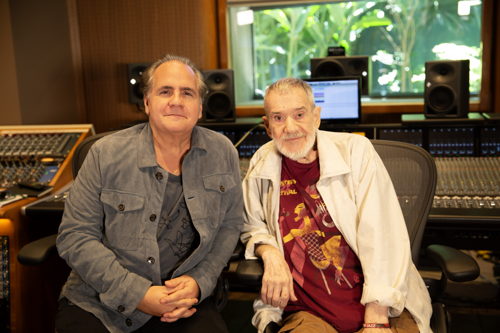 Ricardo Bacelar e Airto Moreira em encontro que atravessa gerações do jazz - Crédito: Maria Bacelar 