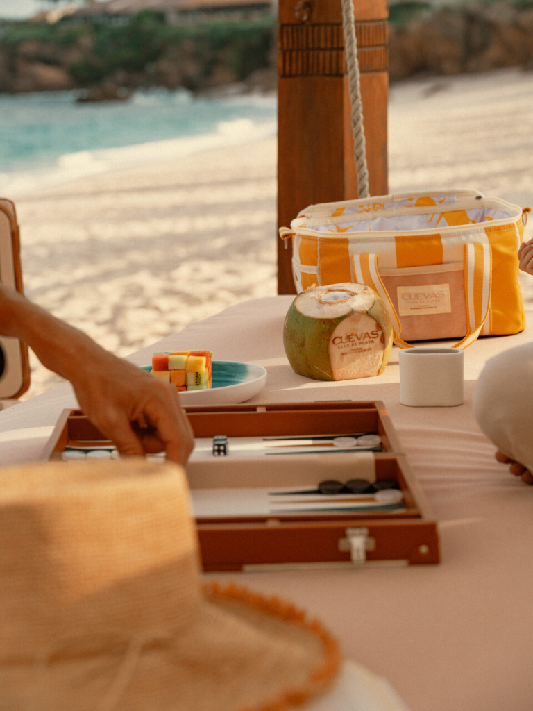 Cuevas Club De Playa (1)