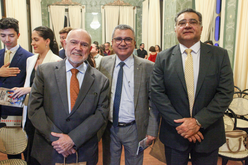 Cidade e narrativa - Em “Fortitudine”, Diego Pontes recria Fortaleza entre memória e imaginação