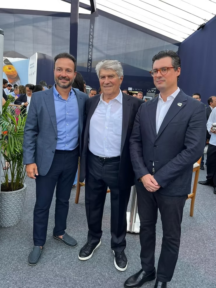 Danilo Serpa Amarilio Macedo E Urbano Filho