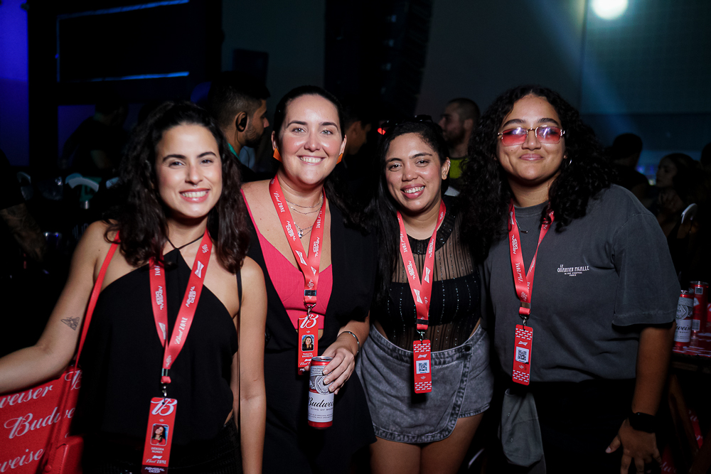 Débora Nunes, Thalita Barreto, Carolynne Nóbrega E Letícia Brito