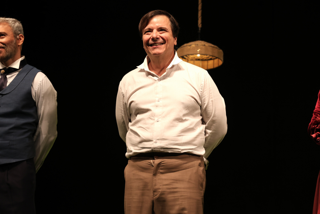 Elenco Nos Aplausos 12