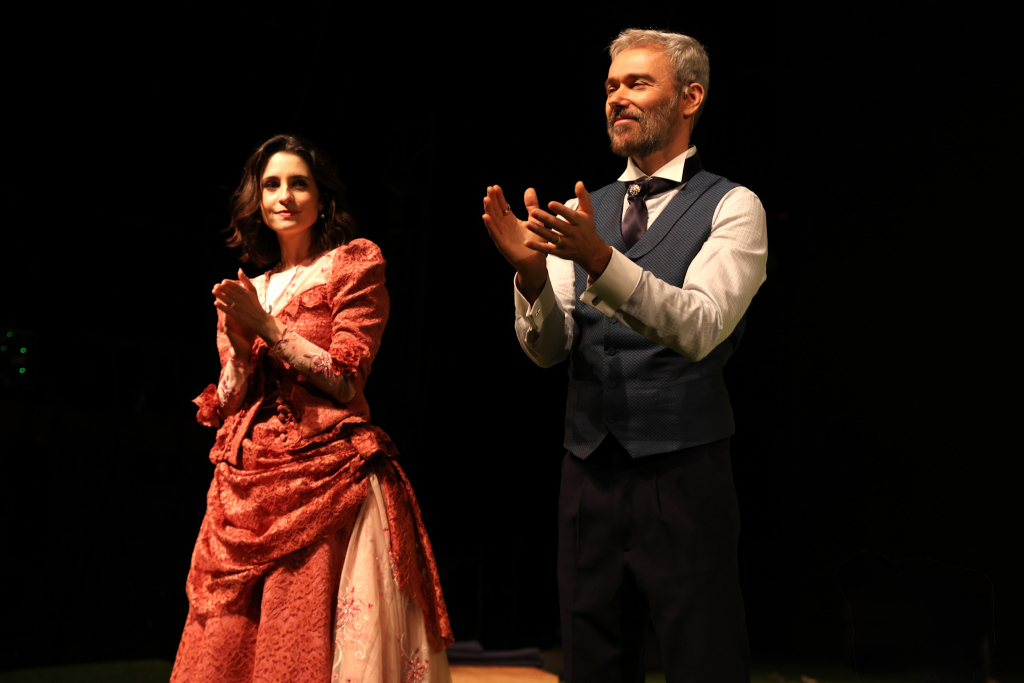 Elenco Nos Aplausos 23