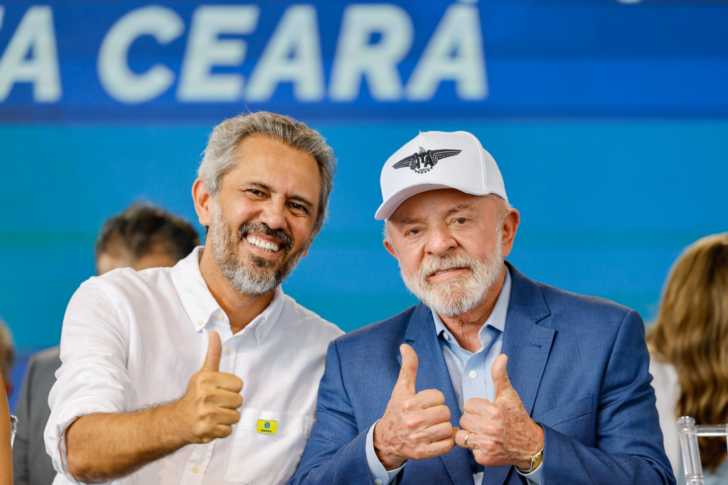 Com sinal de Lula, Elmano se mantém como nome do grupo à reeleição