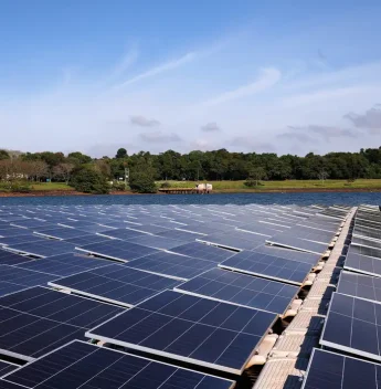 Energia solar em Itaipu tem potencial para dobrar capacidade da usina