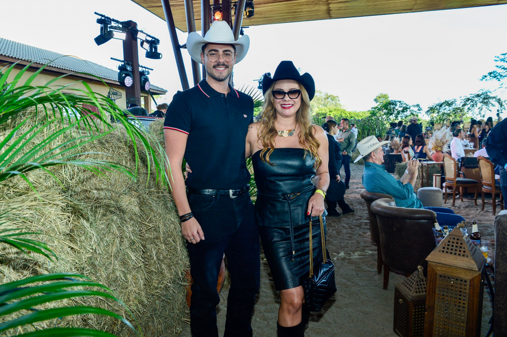 Enrico Lima E Márcia Alves Lima