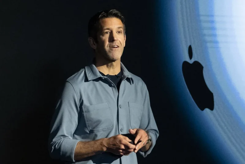 Ffde4b27 John Ternus