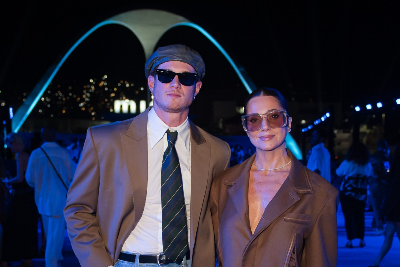 Sapucaí vira passarela e reúne nomes de peso no desfile mais comentado do Rio Fashion Week