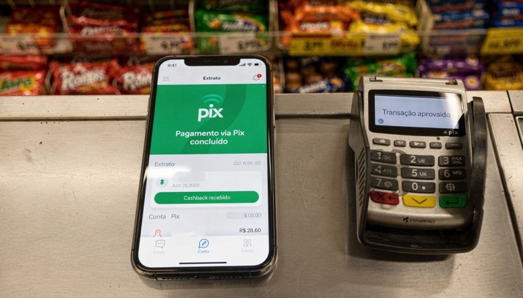 Freepik Smartphone Sobre Balco De Supermercado Tela Do Apl 77270