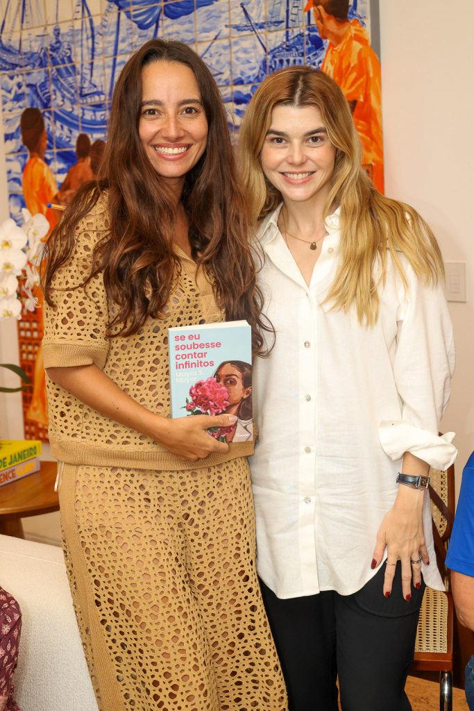 Gabi Rezende E Mayra Sotto