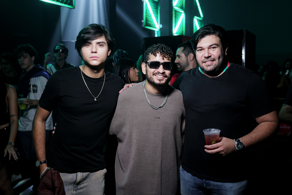 Gabriel Martins, Dj Cleide E Yuri Moreira