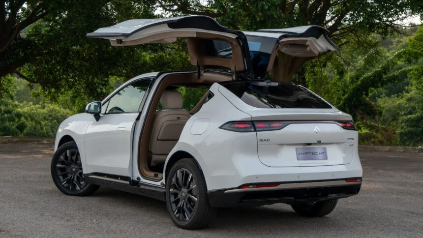 SUV elétrico chinês aposta em luxo e design ousado para avançar no mercado premium brasileiro