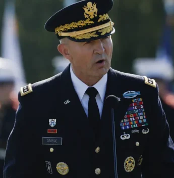 EUA trocam comando do Exército em meio à escalada militar contra o Irã