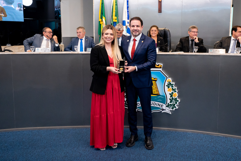 Greta Soares E Leo Couto