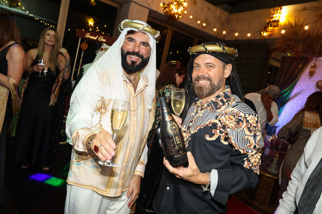 Gunther E Eduardo Brandão.