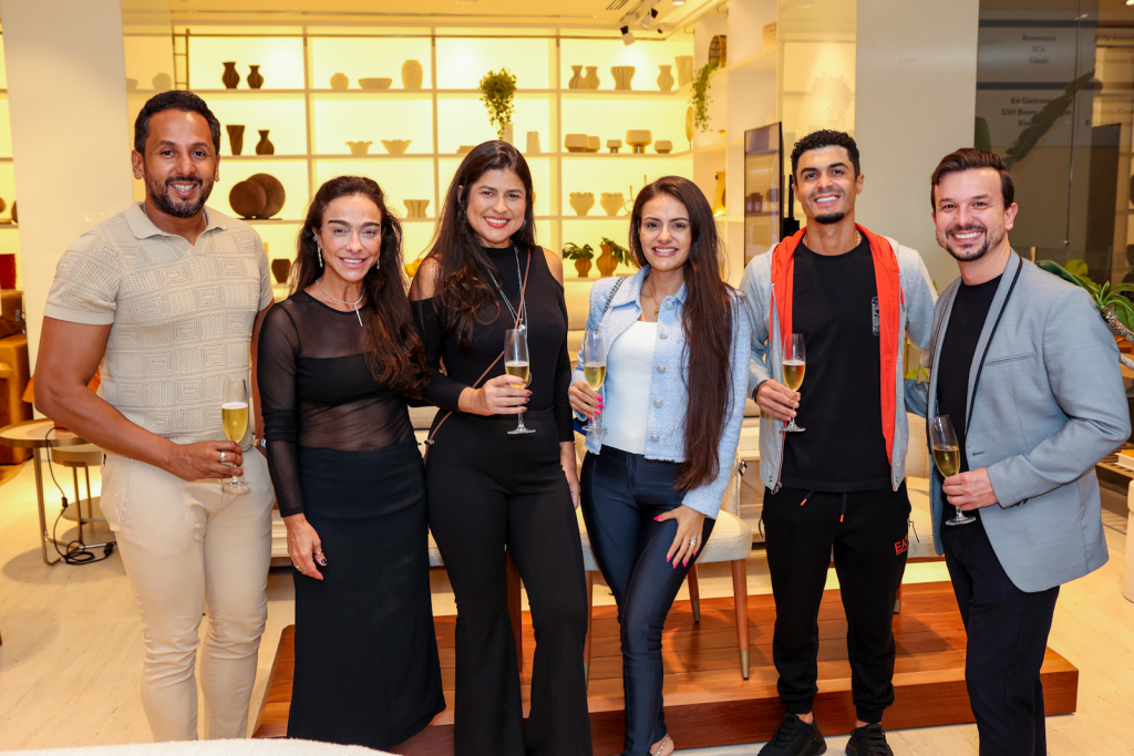 Gustavo Bermond, Ana Paula Lespa, Alexandra Gabry, Thaisa Araújo, Edigio Araújo E Julio Teroni 3853