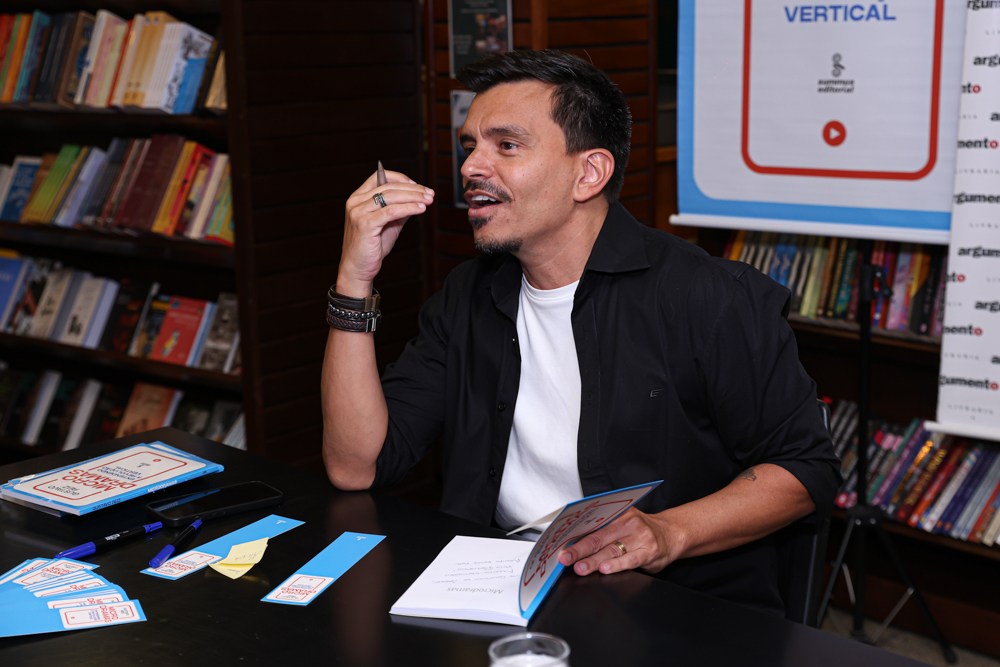 Lançamento Do Livro "micro Dramas Entendendo A Revolução Ve