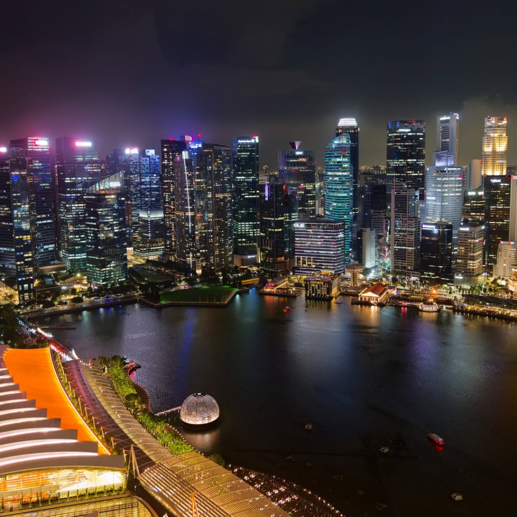 Iconic Marina Bay Sands Hotel At Night #singapore #travel #marinasands (1)