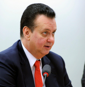 O plano do PSD: Kassab usa crise no Judiciário para pavimentar a terceira via com Caiado