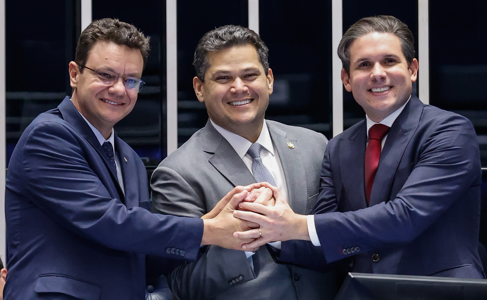 Com aval do Senado, Odair Cunha assume vaga no TCU após amplo acordo