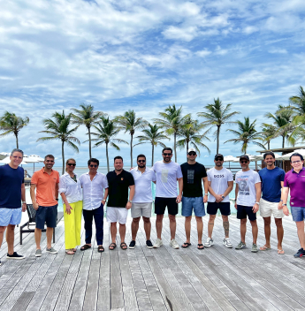 Porsche Club Ceará reúne membros e promove ação premium em comboio rumo ao Fortim