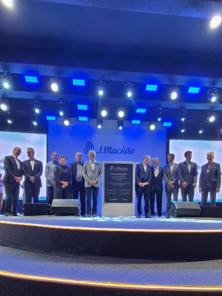 Inauguração Da Fábrica J.macêdo