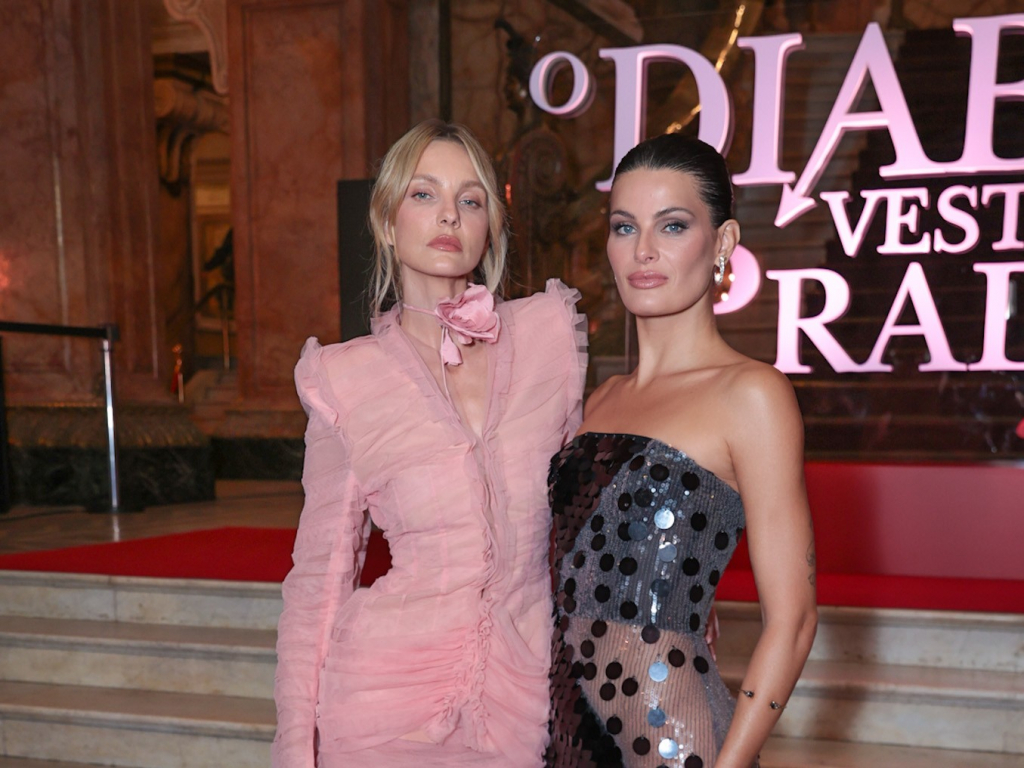 Première do filme “O Diabo Veste Prada 2” chega ao Rio com red carpet marcado pela moda e famosos