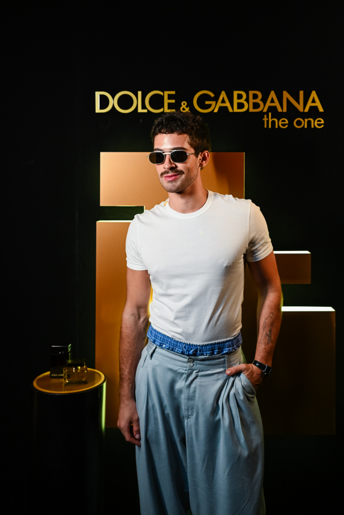 João Guilherme André Ligeiro(1)