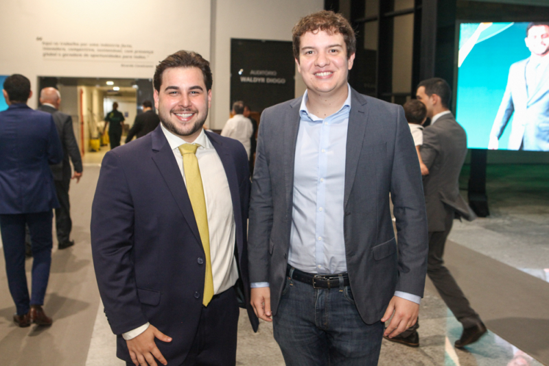 Liderança Jovem - AJE Fortaleza inicia gestão voltada a conexões e inovação com posse de João Pedro de Castro