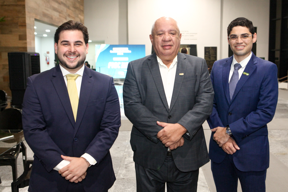 João Pedro De Castro, Pedro Alfredo E Tiago Guimarães (2)