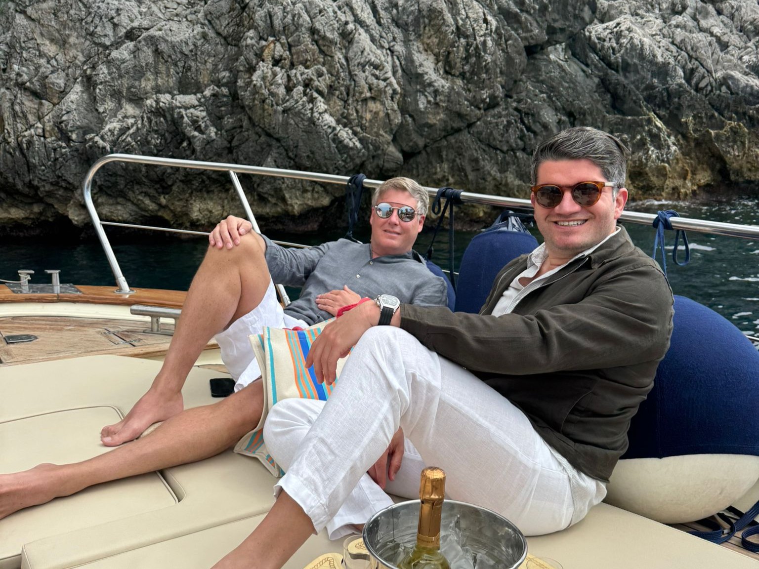 Entre Ravello e Positano, David Moura do Carmo e Johan Olsson reúnem amigos em temporada na Costa Amalfitana