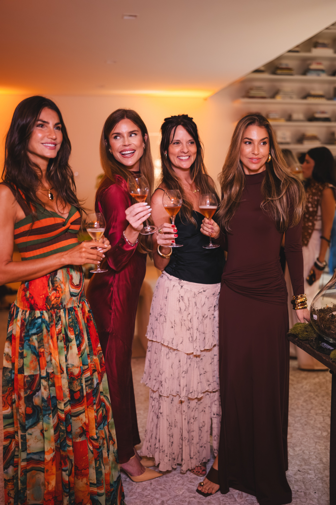 Ju Martins, Kris Tigre, Andrezza Gonçalves E Monique Martins