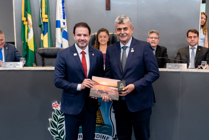 Marco simbólico - Legislativo Municipal celebra os 300 anos de Fortaleza com noite de homenagens na Câmara
