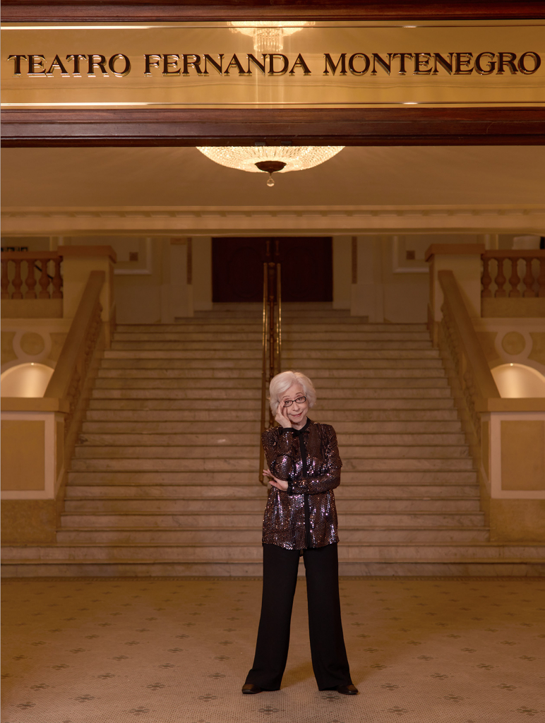 A grande dama da dramaturgia no novo marco cultural do hotel - Fotos: Bob Wolfenson/Divulgação