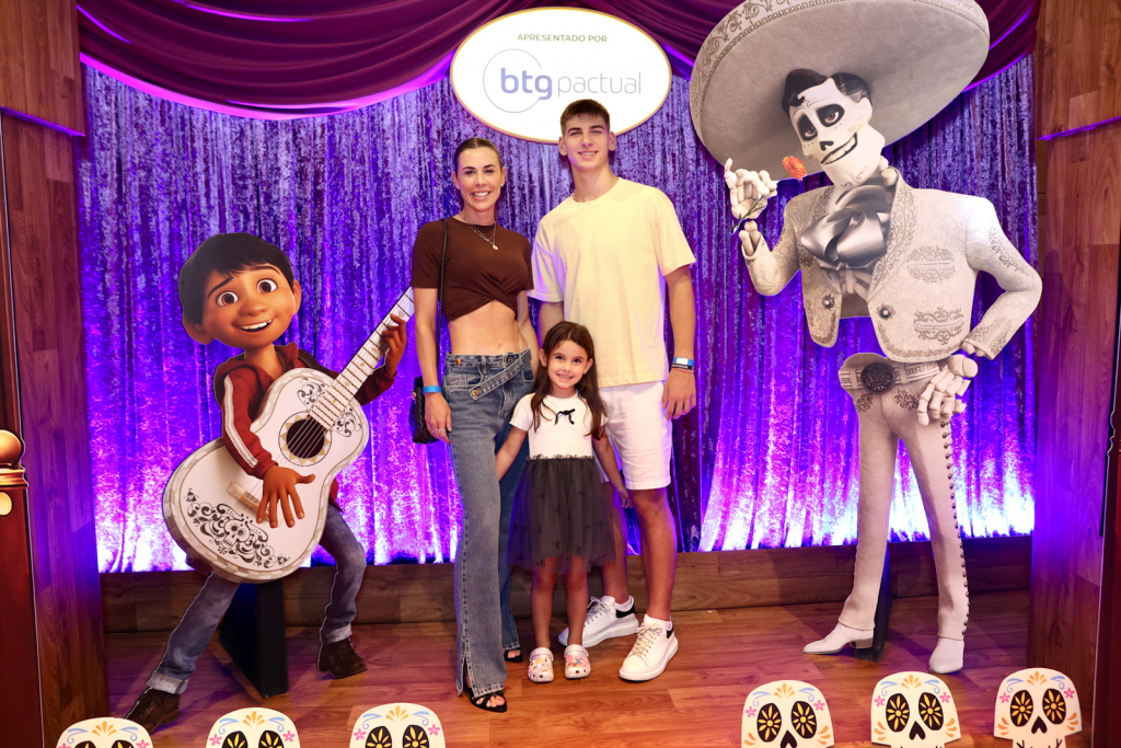 Malu Goodoy, Patrick Goodoy E Briana Goodoy 1412