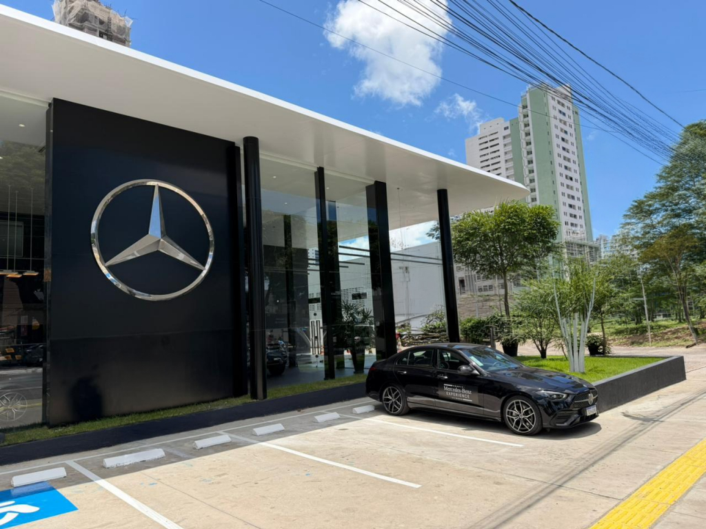 Mercedes Newsedan Pb 2