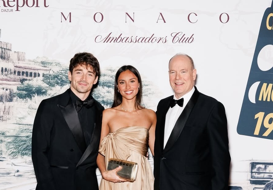 Charles Leclerc é nomeado embaixador de boa vontade em noite de gala em Mônaco