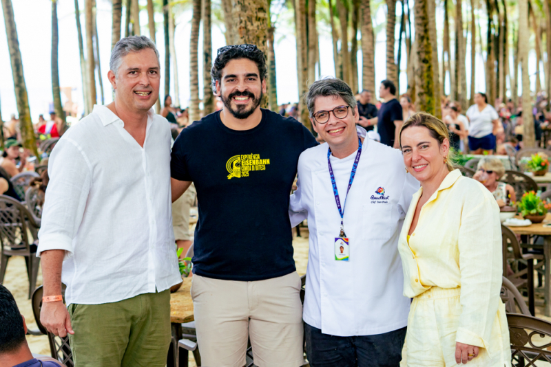 Experiência sensorial - Sabores do mar marcam abertura do Festival do Caranguejo no Beach Park